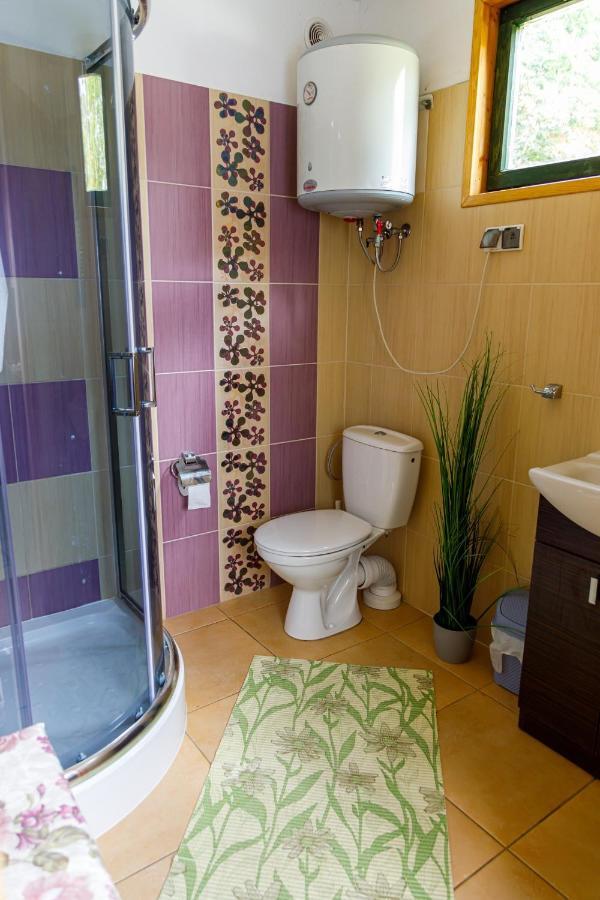 Pinia Villa Поберово Екстериор снимка