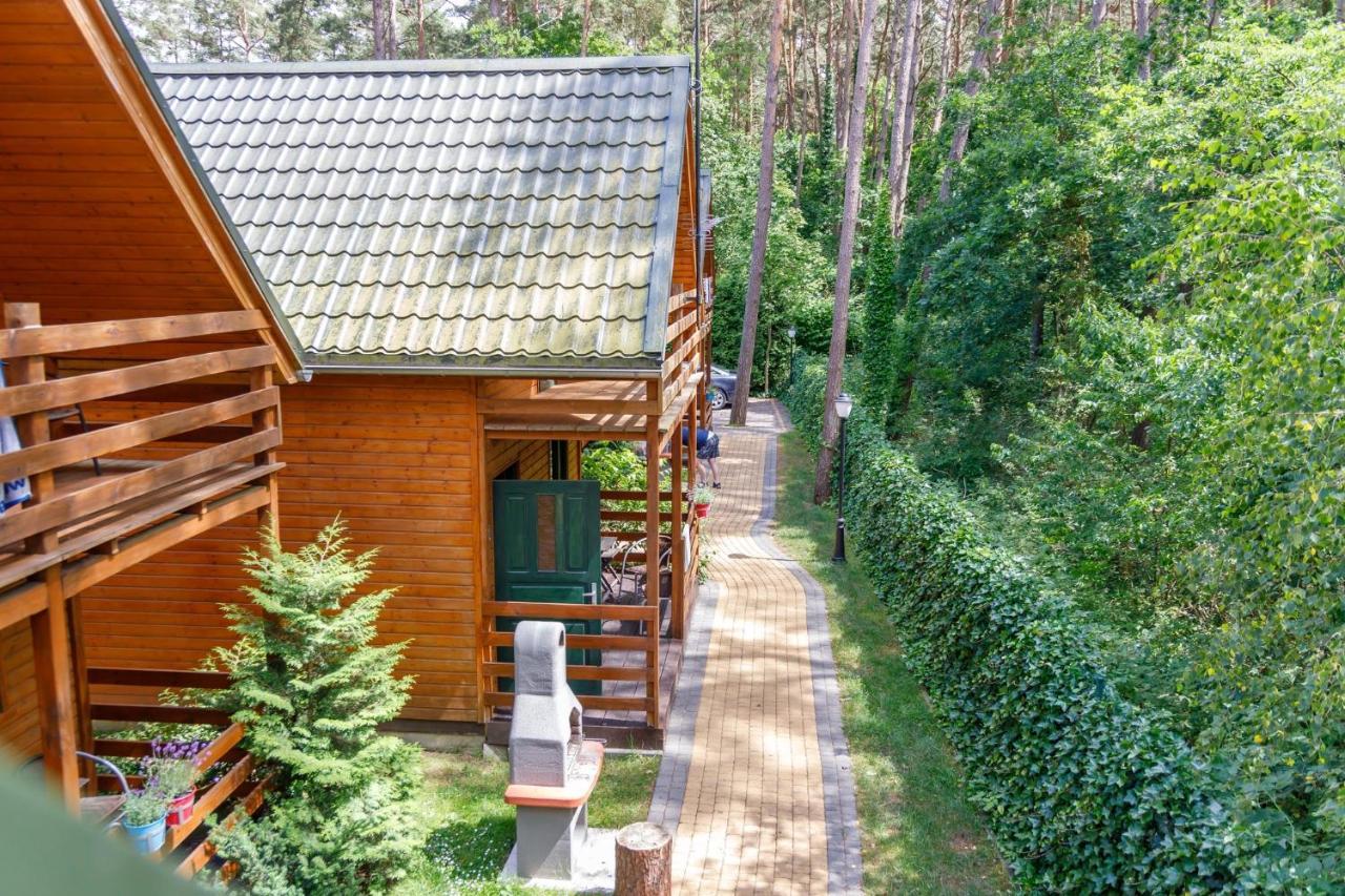 Pinia Villa Поберово Екстериор снимка