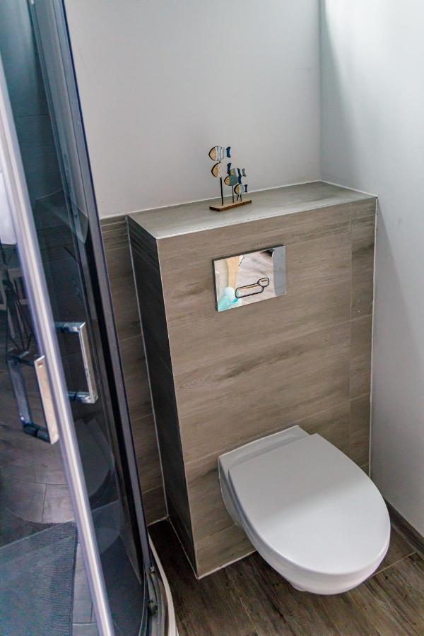 Pinia Villa Поберово Екстериор снимка