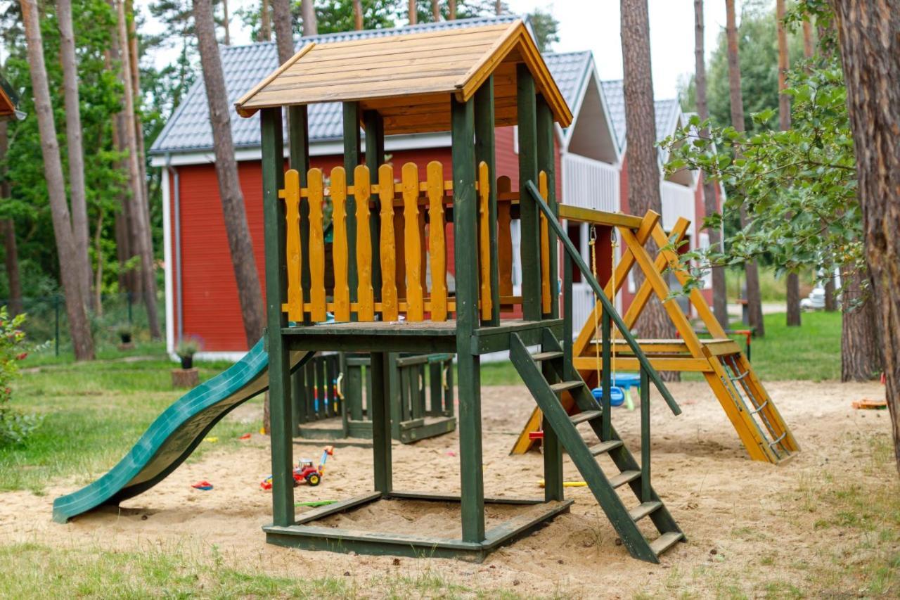 Pinia Villa Поберово Екстериор снимка